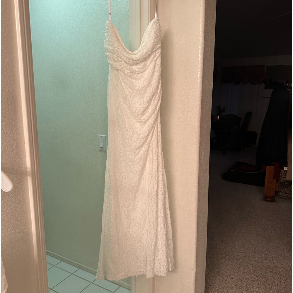 David’s Bridal all over lace strapless dress size 12 NWT